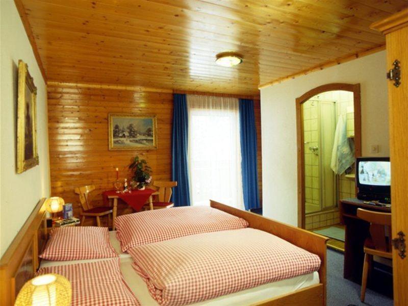 Pension Laura Bad Gastein Exterior photo